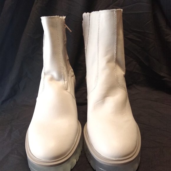 Free People James Chelsea Boot White Size 8 NWOT UNWORN - Picture 1 of 6